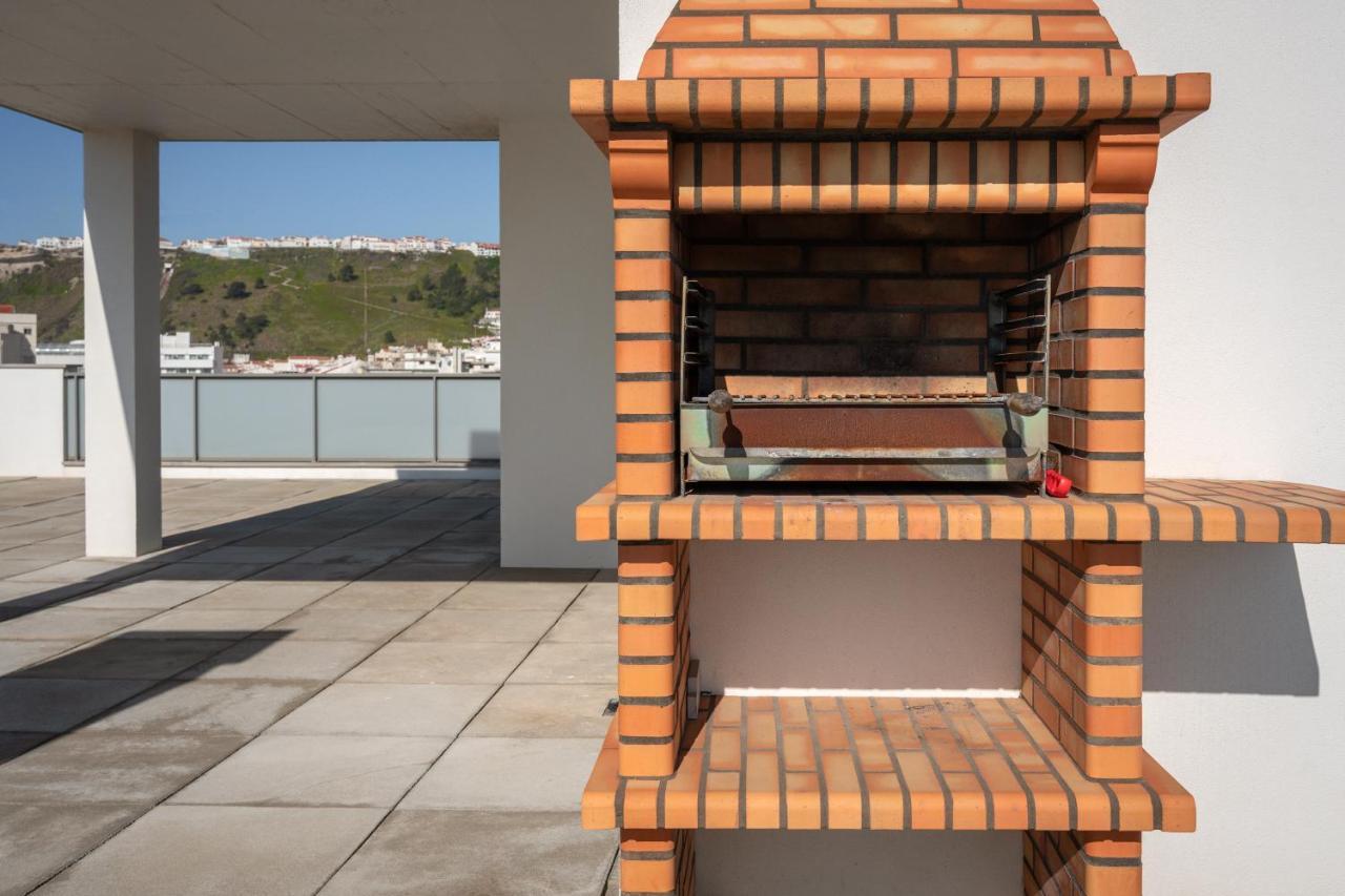 Ocean Lookout Apartment Nazare Bagian luar foto